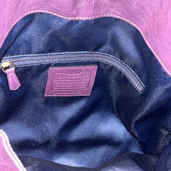 Vintage Coach Madison Phoebe Plum Pebbled Leather Shoulder Bag - Picture 12 of 13